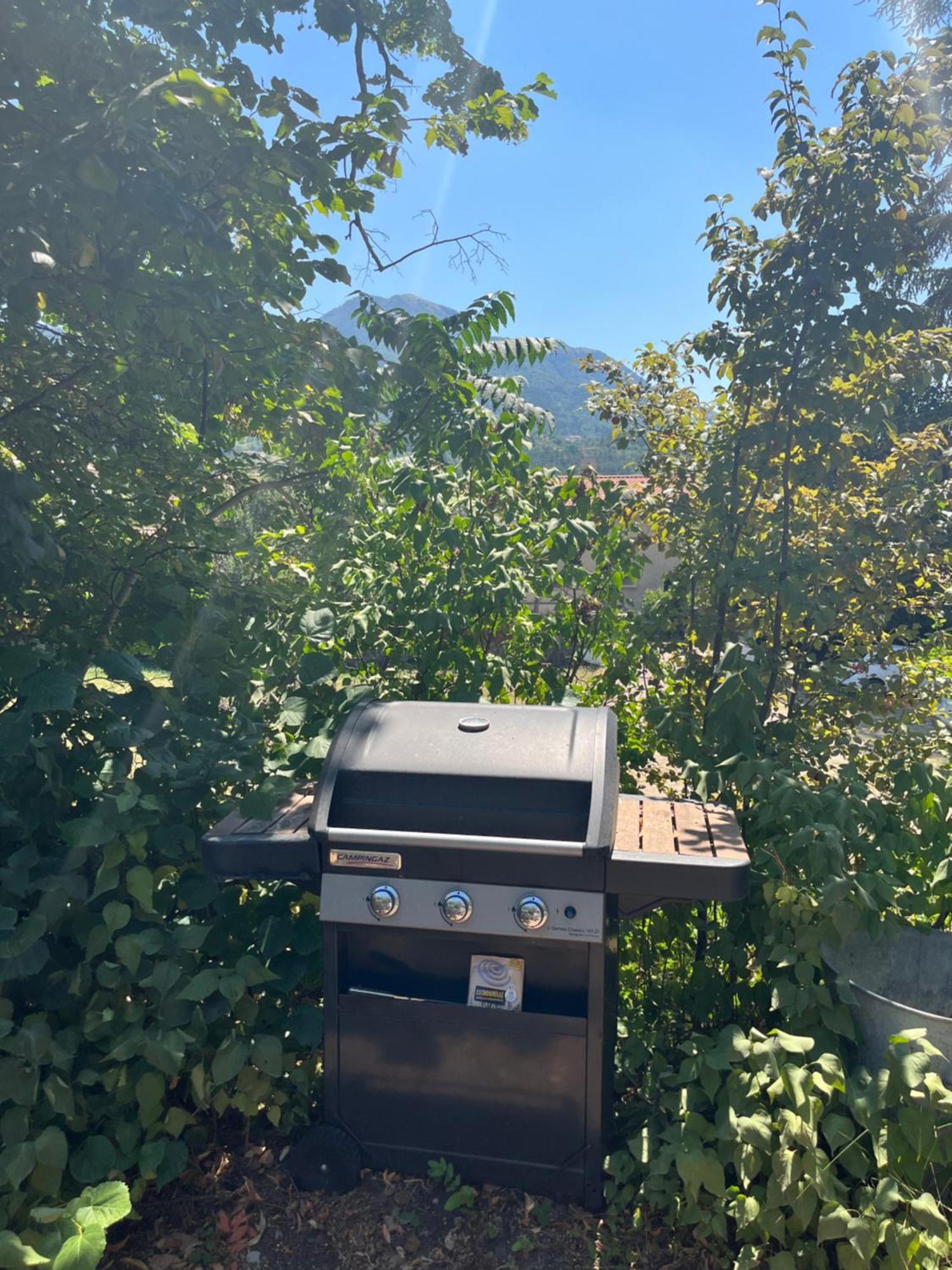 Les Glycines, Charmant Studio Au Calme Dans Batisse De Maitre Proche Du Centre Ville Parking Gratuit Digne-les-Bains Exterior foto
